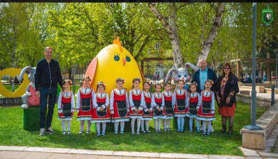 Вяра, надежда и детски усмивки озариха Велики четвъртък в Ямбол