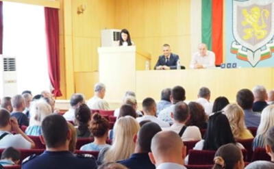 122 служители от ОД на МВР Ямбол са наградени по случай професионалния празник и 146 години от създаването на министерство