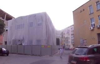 Можело значи! /А ла Кристо../.Изненадващо е май, че въобще взеха мерки...