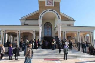 Окрали храма &quot;Успение на Пресвета Богородица&quot; в Ямбол. Поповете се усетили след 3 дни...