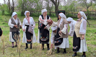 Общински празник „За хляба наш…“ – почит към земята, към хляба и живите български корени