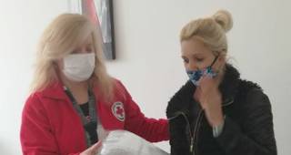 Дарение във вид на предпазни маски получи