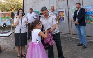 Наградиха отличените деца-участници в